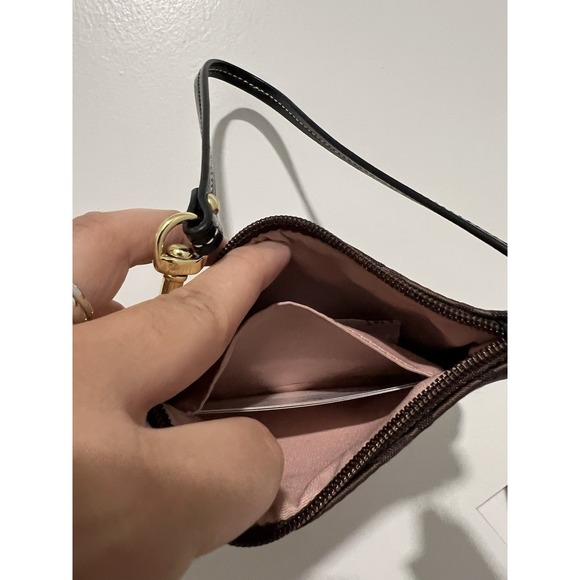 Coach Corner Zip Wristlet in Signature Canvas w/ Stripe in Walnut/Black NWT $58 - Picture 5 of 8